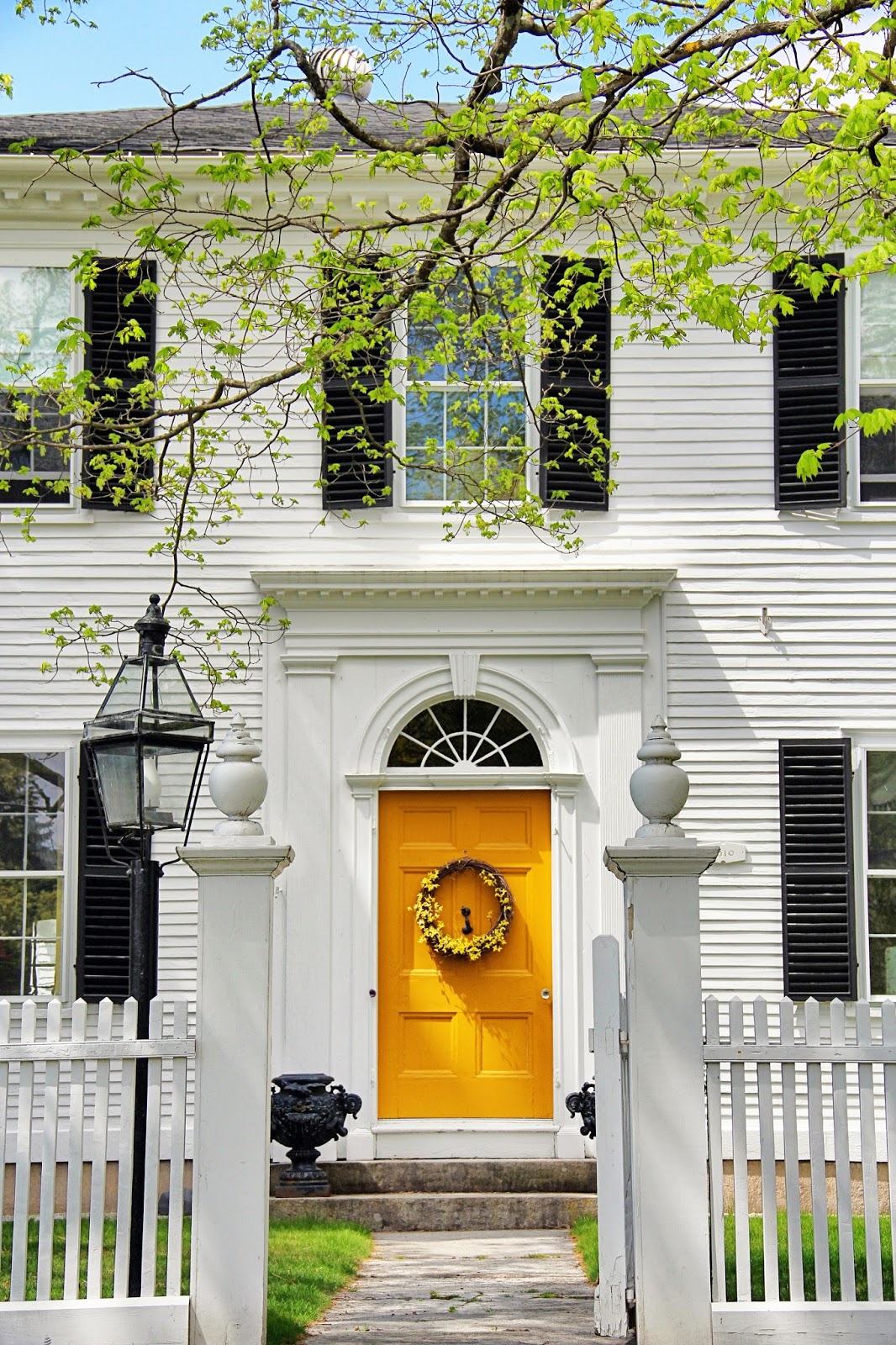 amherst spring - white house door